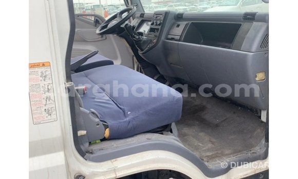 Ra Imported Mitsubishi i funfun Ọkọ̀ in Import - Dubai ni Ashanti Ra Imported Mitsubishi i funfun Ọkọ̀ in Import - Dubai ni Ashanti