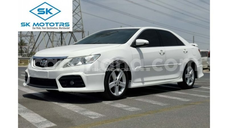 Big with watermark toyota aurion ashanti import dubai 25075