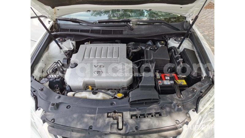 Big with watermark toyota aurion ashanti import dubai 25075