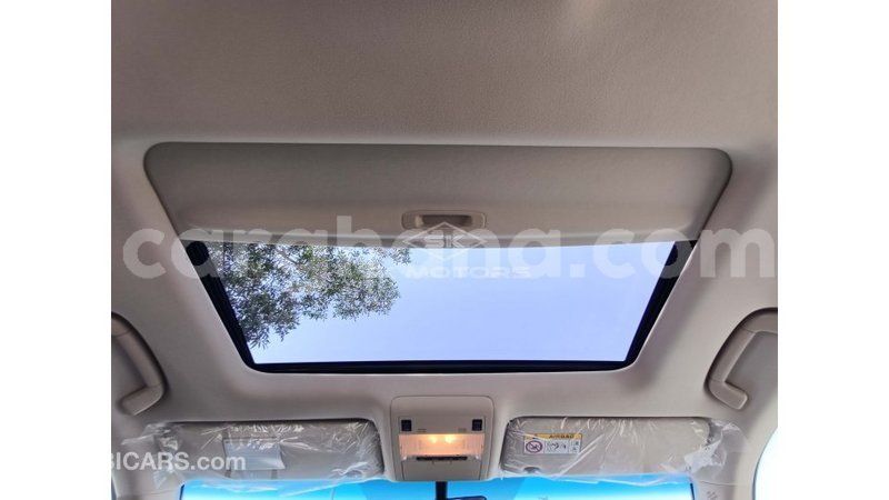 Big with watermark toyota land cruiser ashanti import dubai 25092