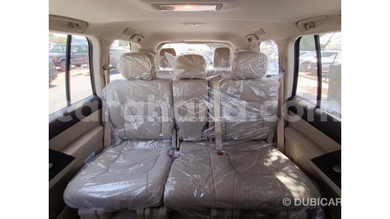 Big with watermark toyota land cruiser ashanti import dubai 25092