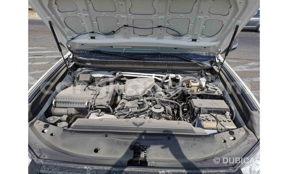 Ra Imported Toyota Prado funfun Ọkọ̀ in Import - Dubai ni Ashanti Ra Imported Toyota Prado funfun Ọkọ̀ in Import - Dubai ni Ashanti