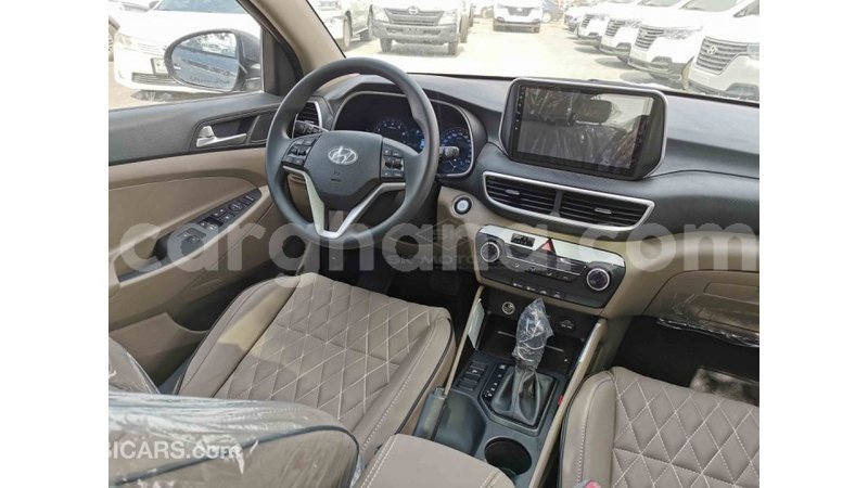 Big with watermark hyundai tucson ashanti import dubai 25096