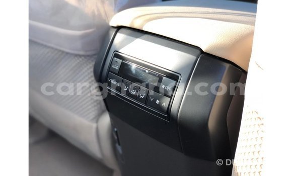 Ra Imported Toyota Prado funfun Ọkọ̀ in Import - Dubai ni Ashanti Ra Imported Toyota Prado funfun Ọkọ̀ in Import - Dubai ni Ashanti