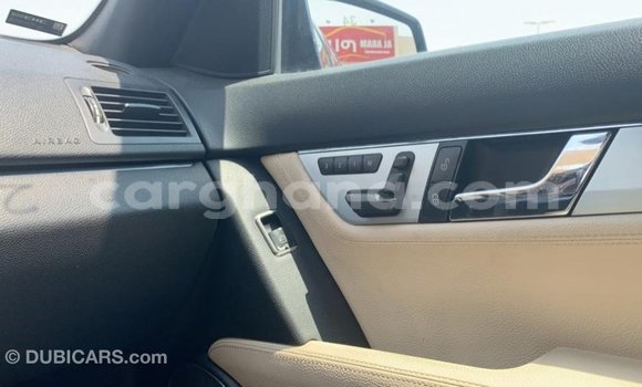 Ra Imported Mercedes-Benz A200 Blue Ọkọ̀ in Import - Dubai ni Ashanti Ra Imported Mercedes-Benz A200 Blue Ọkọ̀ in Import - Dubai ni Ashanti