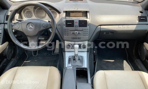 Ra Imported Mercedes-Benz A200 Blue Ọkọ̀ in Import - Dubai ni Ashanti Ra Imported Mercedes-Benz A200 Blue Ọkọ̀ in Import - Dubai ni Ashanti