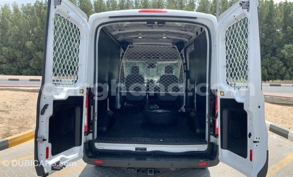 Sayi Imported Ford Club Wagon White Mota in Import - Dubai a Ashanti Sayi Imported Ford Club Wagon White Mota in Import - Dubai a Ashanti