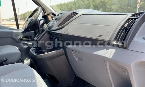 Sayi Imported Ford Club Wagon White Mota in Import - Dubai a Ashanti Sayi Imported Ford Club Wagon White Mota in Import - Dubai a Ashanti