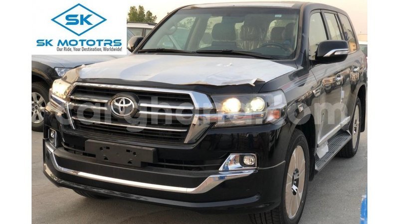 Big with watermark toyota land cruiser ashanti import dubai 25104