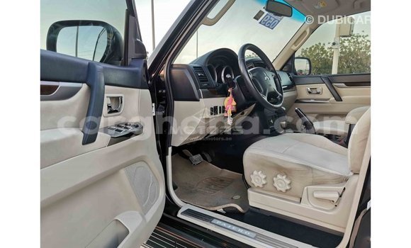 Sayi Imported Mitsubishi Pajero Black Mota in Import - Dubai a Ashanti Sayi Imported Mitsubishi Pajero Black Mota in Import - Dubai a Ashanti
