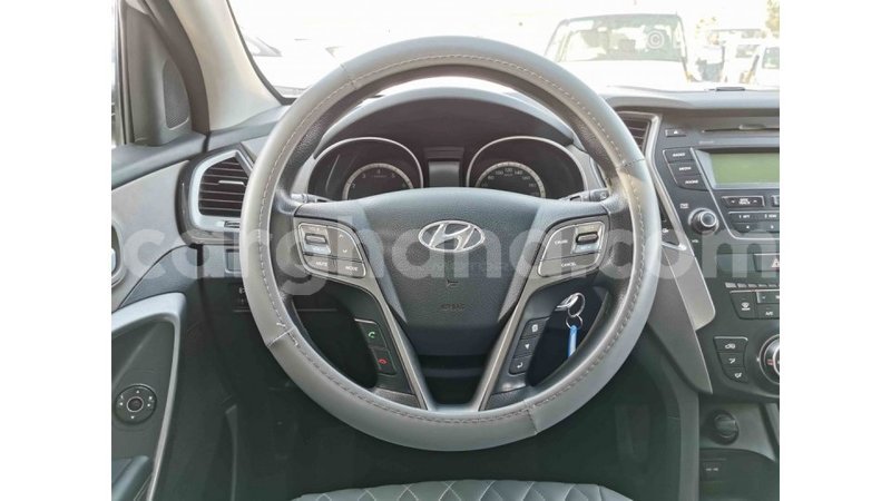 Big with watermark hyundai santa fe ashanti import dubai 25121