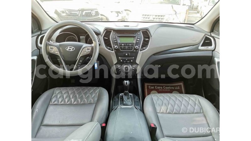 Big with watermark hyundai santa fe ashanti import dubai 25121