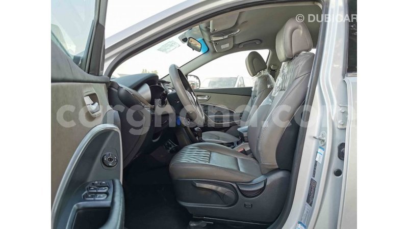 Big with watermark hyundai santa fe ashanti import dubai 25121