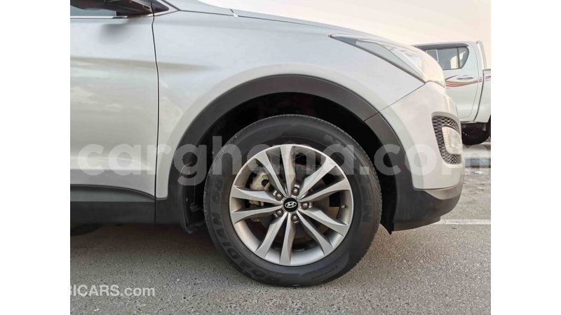 Big with watermark hyundai santa fe ashanti import dubai 25121