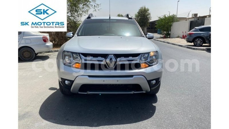 Big with watermark renault duster ashanti import dubai 25128