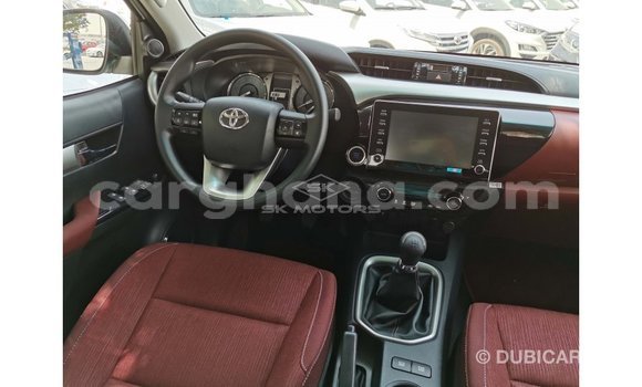 Sayi Imported Toyota Hilux White Mota in Import - Dubai a Ashanti Sayi Imported Toyota Hilux White Mota in Import - Dubai a Ashanti