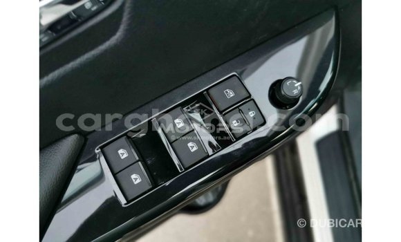 Ra Imported Toyota Hilux funfun Ọkọ̀ in Import - Dubai ni Ashanti Ra Imported Toyota Hilux funfun Ọkọ̀ in Import - Dubai ni Ashanti
