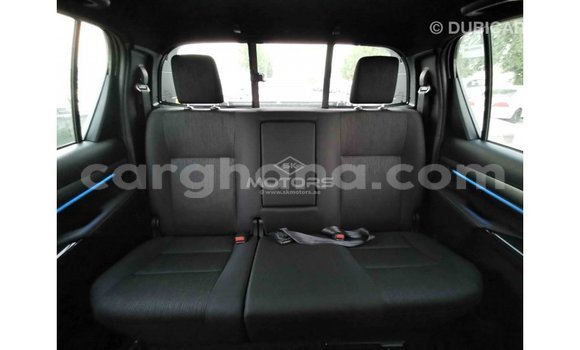 Ra Imported Toyota Hilux funfun Ọkọ̀ in Import - Dubai ni Ashanti Ra Imported Toyota Hilux funfun Ọkọ̀ in Import - Dubai ni Ashanti