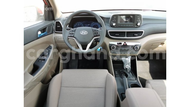 Big with watermark hyundai tucson ashanti import dubai 25149