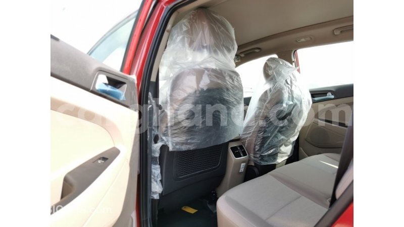 Big with watermark hyundai tucson ashanti import dubai 25149