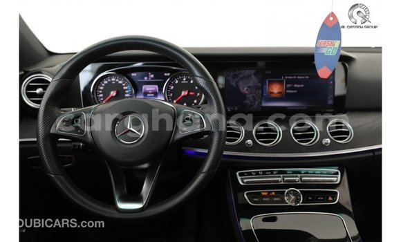 Ra Imported Mercedes-Benz A200 funfun Ọkọ̀ in Import - Dubai ni Ashanti Ra Imported Mercedes-Benz A200 funfun Ọkọ̀ in Import - Dubai ni Ashanti