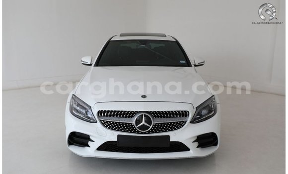Sayi Imported Mercedes-Benz A200 White Mota in Import - Dubai a Ashanti Sayi Imported Mercedes-Benz A200 White Mota in Import - Dubai a Ashanti