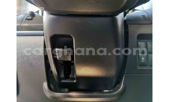 Buy Import Toyota Prado White Car in Import - Dubai in Ashanti Buy Import Toyota Prado White Car in Import - Dubai in Ashanti