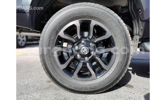 Sayi Imported Toyota Hilux Black Mota in Import - Dubai a Ashanti Sayi Imported Toyota Hilux Black Mota in Import - Dubai a Ashanti