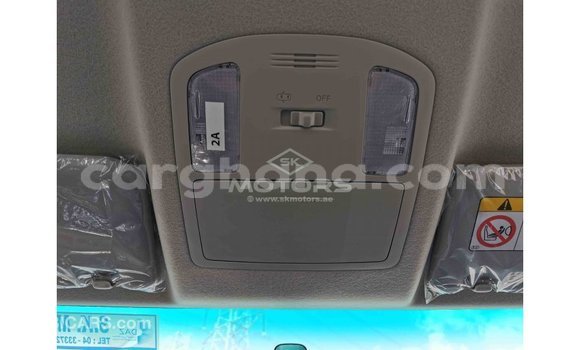 Sayi Imported Toyota Hilux White Mota in Import - Dubai a Ashanti Sayi Imported Toyota Hilux White Mota in Import - Dubai a Ashanti