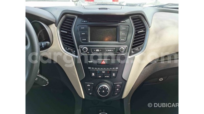 Big with watermark hyundai santa fe ashanti import dubai 25205