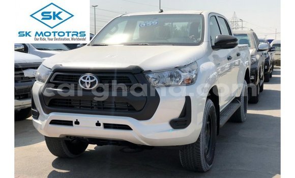Buy Import Toyota Hilux White Car in Import - Dubai in Ashanti Buy Import Toyota Hilux White Car in Import - Dubai in Ashanti