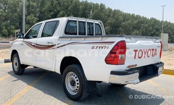 Sayi Imported Toyota Hilux White Mota in Import - Dubai a Ashanti Sayi Imported Toyota Hilux White Mota in Import - Dubai a Ashanti