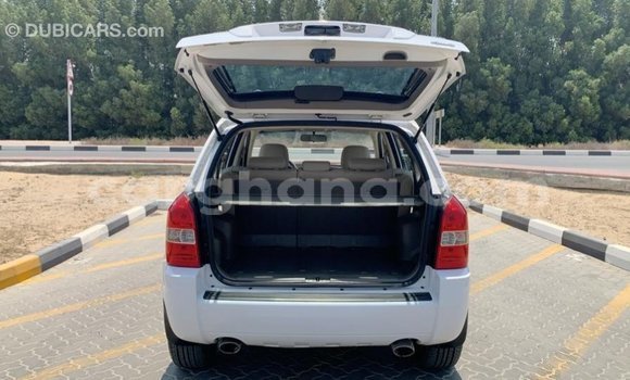 Buy Import Hyundai Tucson White Car in Import - Dubai in Ashanti Buy Import Hyundai Tucson White Car in Import - Dubai in Ashanti