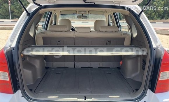 Buy Import Hyundai Tucson White Car in Import - Dubai in Ashanti Buy Import Hyundai Tucson White Car in Import - Dubai in Ashanti