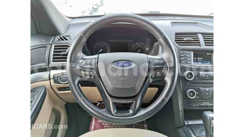 Big with watermark ford explorer ashanti import dubai 25232