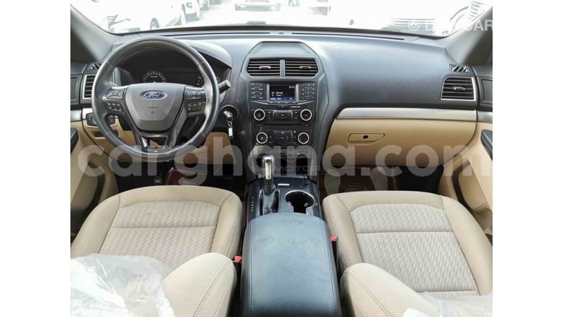 Big with watermark ford explorer ashanti import dubai 25232