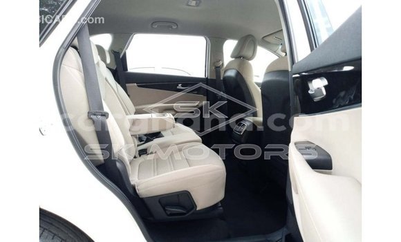 Ra Imported Kia Sorento funfun Ọkọ̀ in Import - Dubai ni Ashanti Ra Imported Kia Sorento funfun Ọkọ̀ in Import - Dubai ni Ashanti