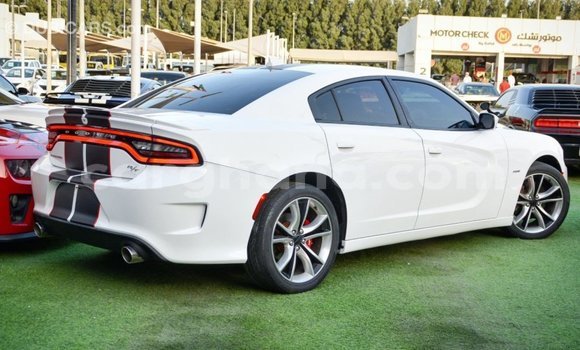 Sayi Imported Dodge Charger White Mota in Import - Dubai a Ashanti Sayi Imported Dodge Charger White Mota in Import - Dubai a Ashanti