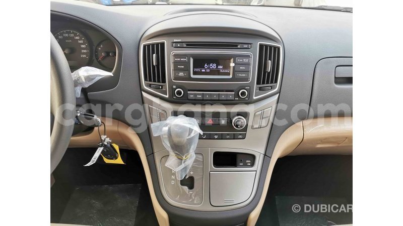 Big with watermark hyundai accent ashanti import dubai 25264