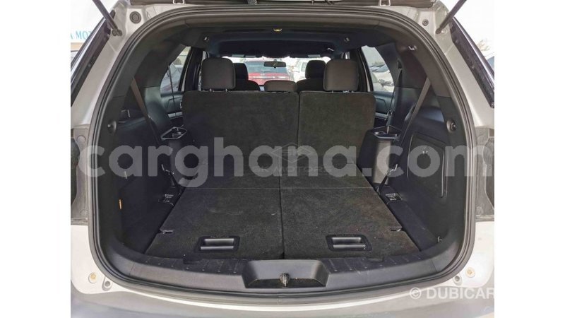 Big with watermark ford explorer ashanti import dubai 25265