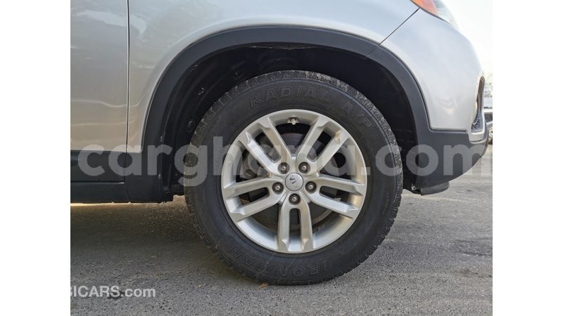 Big with watermark kia sorento ashanti import dubai 25269