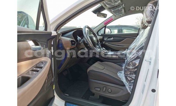 Buy Import Hyundai Santa Fe White Car in Import - Dubai in Ashanti Buy Import Hyundai Santa Fe White Car in Import - Dubai in Ashanti