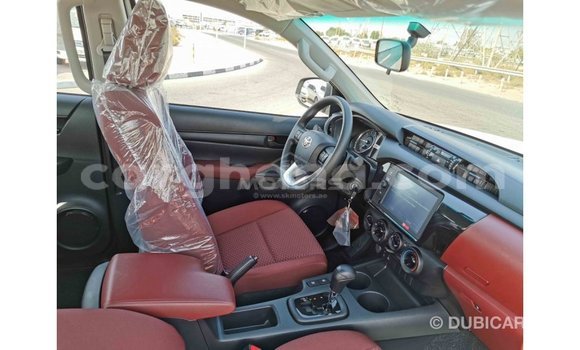Buy Import Toyota Hilux White Car in Import - Dubai in Ashanti Buy Import Toyota Hilux White Car in Import - Dubai in Ashanti