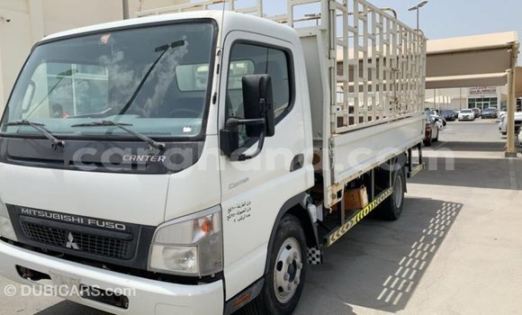 Ra Imported Mitsubishi Carisma funfun Ọkọ̀ in Import - Dubai ni Ashanti Ra Imported Mitsubishi Carisma funfun Ọkọ̀ in Import - Dubai ni Ashanti