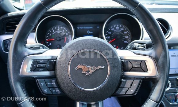 Ra Imported Ford Mustang funfun Ọkọ̀ in Import - Dubai ni Ashanti Ra Imported Ford Mustang funfun Ọkọ̀ in Import - Dubai ni Ashanti
