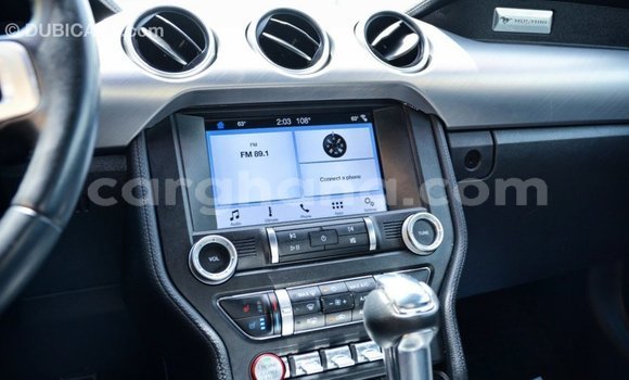 Ra Imported Ford Mustang funfun Ọkọ̀ in Import - Dubai ni Ashanti Ra Imported Ford Mustang funfun Ọkọ̀ in Import - Dubai ni Ashanti