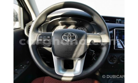Buy Import Toyota Hilux White Car in Import - Dubai in Ashanti Buy Import Toyota Hilux White Car in Import - Dubai in Ashanti