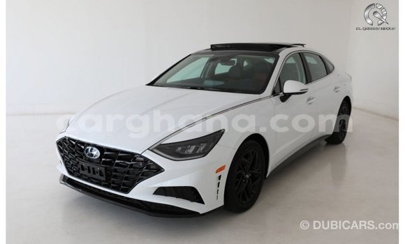 Sayi Imported Hyundai Sonata White Mota in Import - Dubai a Ashanti Sayi Imported Hyundai Sonata White Mota in Import - Dubai a Ashanti