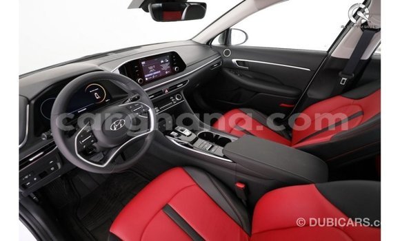 Sayi Imported Hyundai Sonata White Mota in Import - Dubai a Ashanti Sayi Imported Hyundai Sonata White Mota in Import - Dubai a Ashanti