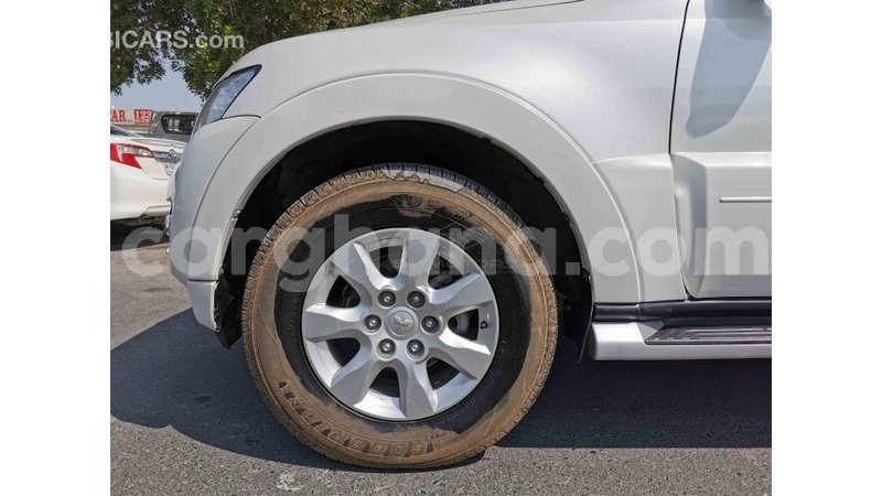 Big with watermark mitsubishi pajero ashanti import dubai 25384